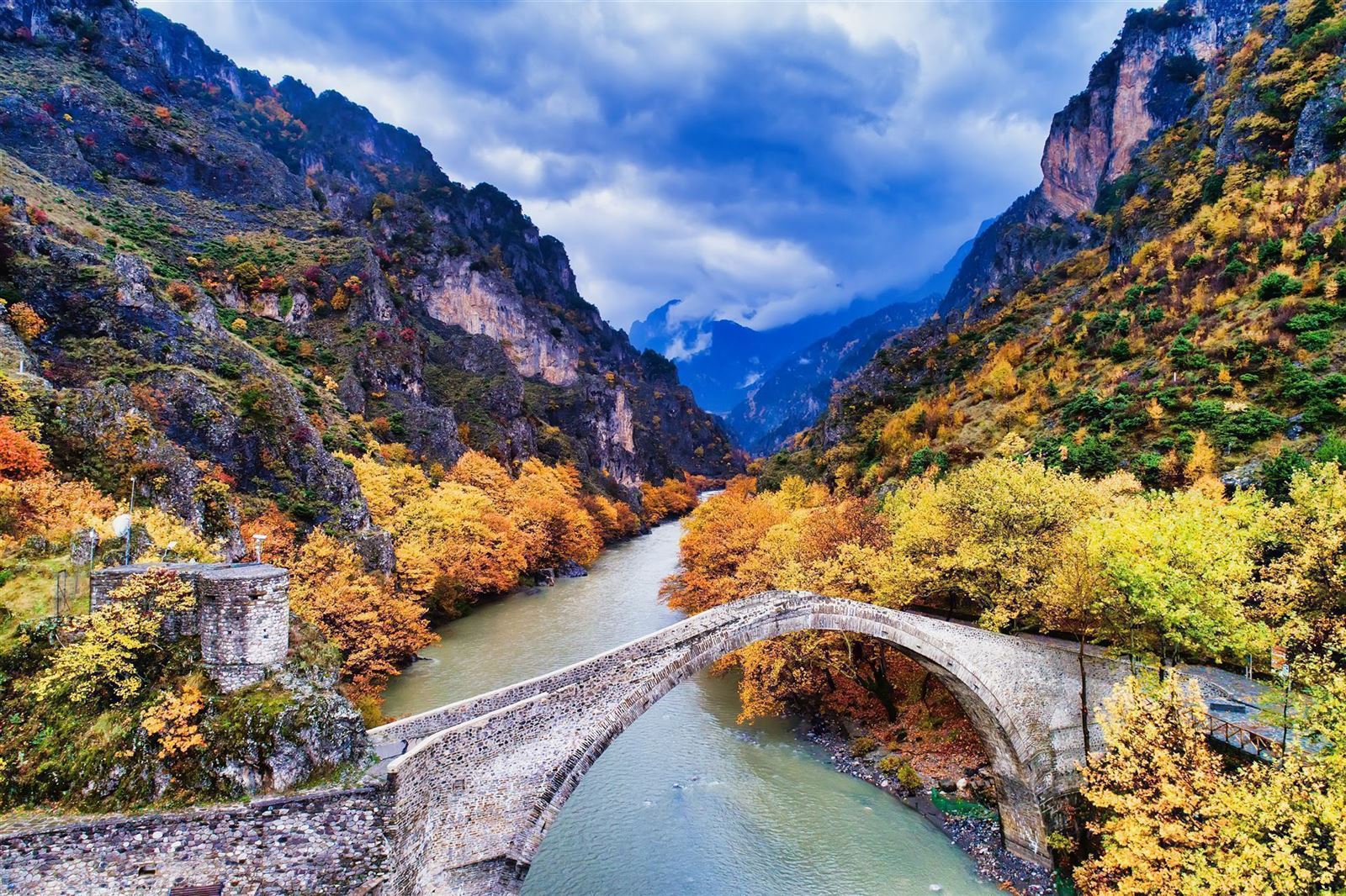 Griechenland Bergregion Zagoria